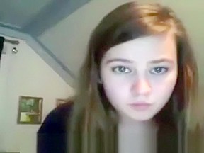 Teen Webcam Strip Vid Amateur